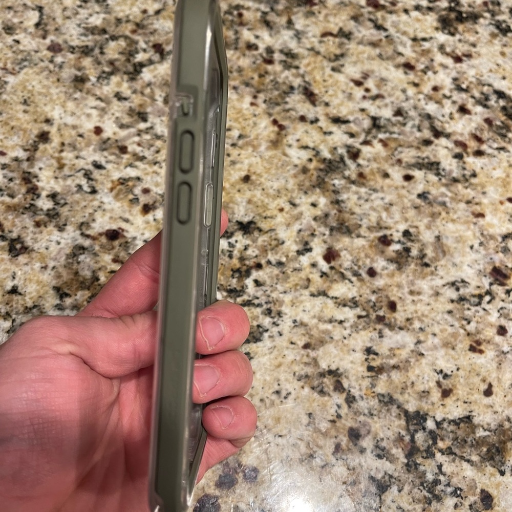 Life proof for iPhone 13 with the green on the sides